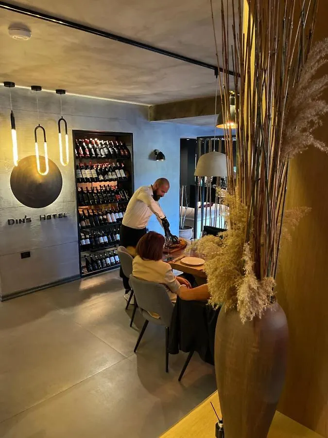 Dim'S Hotel & Restaurant Korce