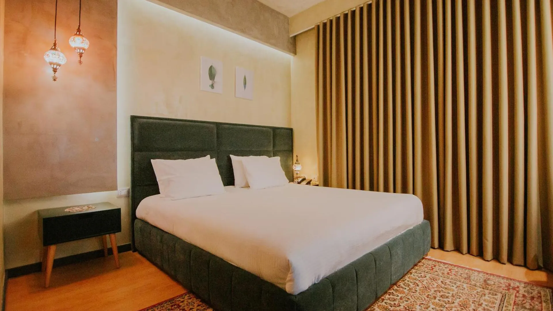 Dim'S Hotel & Restaurant Korce