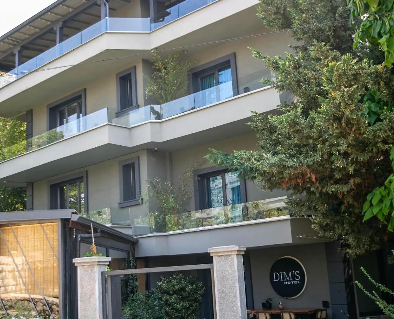 Dim'S Hotel & Restaurant Korce
